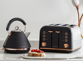 Rose gold matching Pyramid Kettle and Toaster in black colour