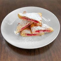 https://www.morphyrichards.co.nz/sites/g/files/emiian416/files/styles/horizontal_slider_sm_x1/public/2021-08/511644_MicoToastie_RaspberryJaffle.jpg?h=84edf2cf&itok=pK9POxN6